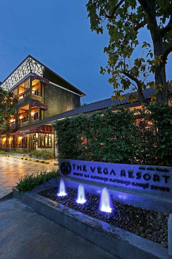 The Vega Resort Чонбури Екстериор снимка